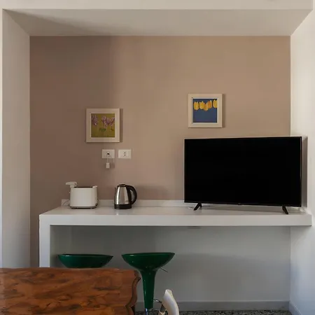 Апартаменты Guesthost - San Lorenzo Bright X8