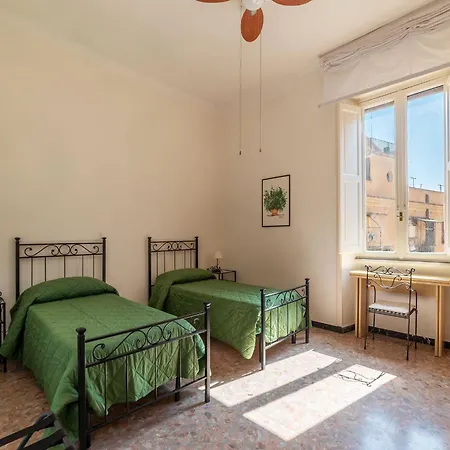 Guesthost - San Lorenzo Bright X8 Рим