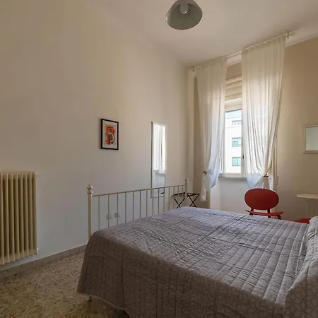 Апартаменты Guesthost - San Lorenzo Bright X8