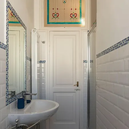 Guesthost - San Lorenzo Bright X8 *