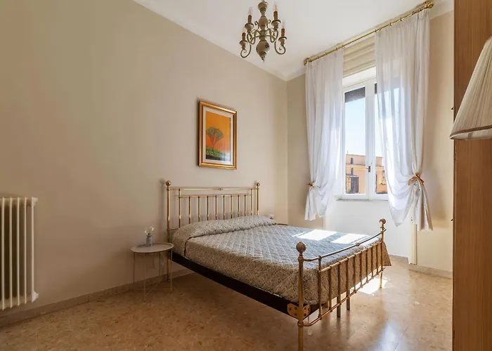 Guesthost - San Lorenzo Bright X8