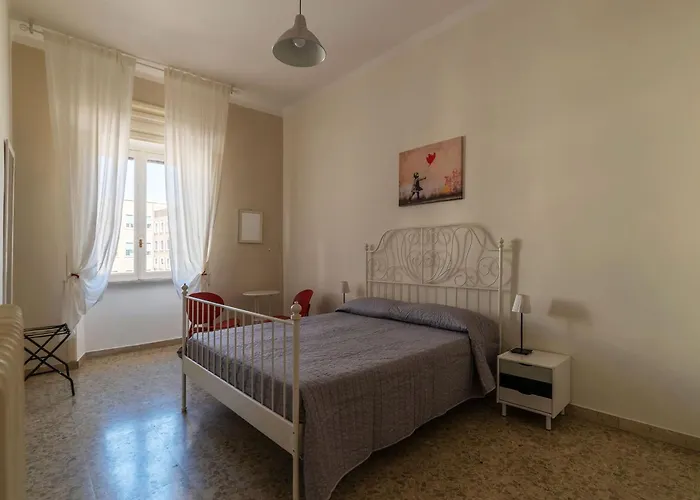 Guesthost - San Lorenzo Bright X8