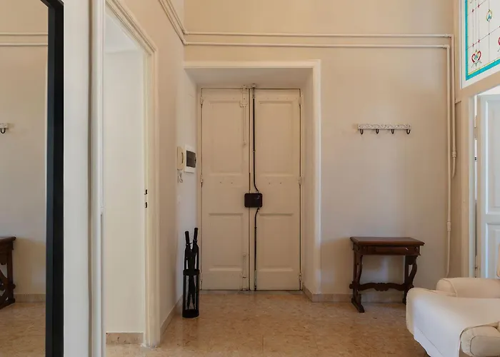 Lägenhet Guesthost - San Lorenzo Bright X8 Rom