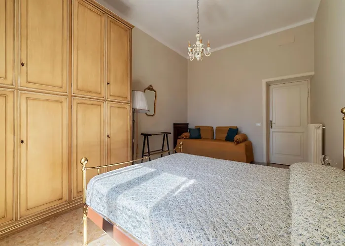 Guesthost - San Lorenzo Bright X8 *